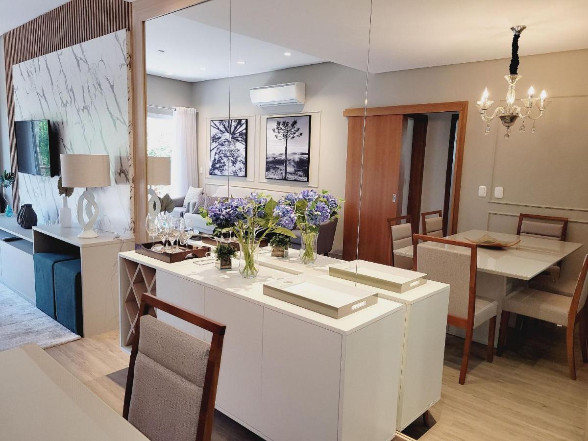 Apto 103 B,2, Proximo A Museus E Restaurantes, Condominio Com Piscina Aquecida. 그라마도 외부 사진
